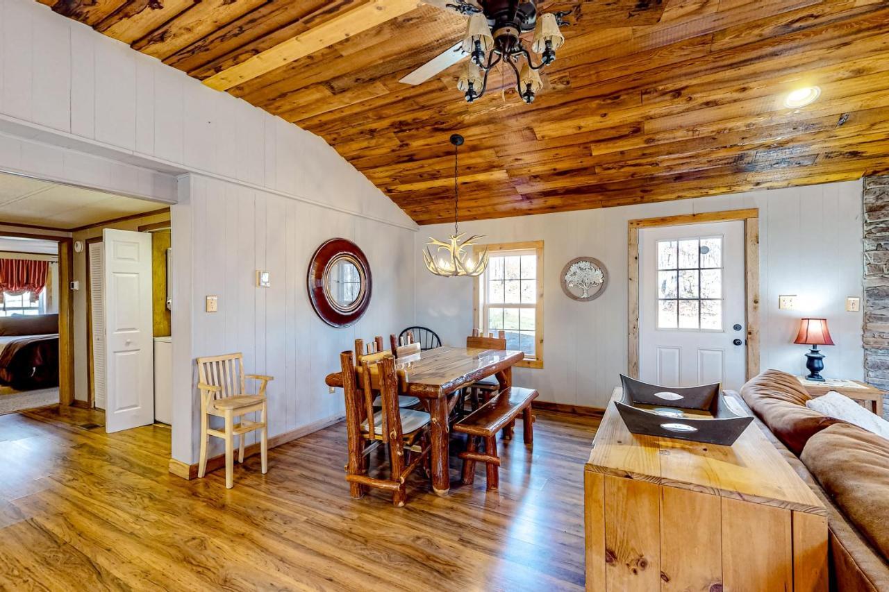 Pine Woods Cabin McHenry Exterior foto