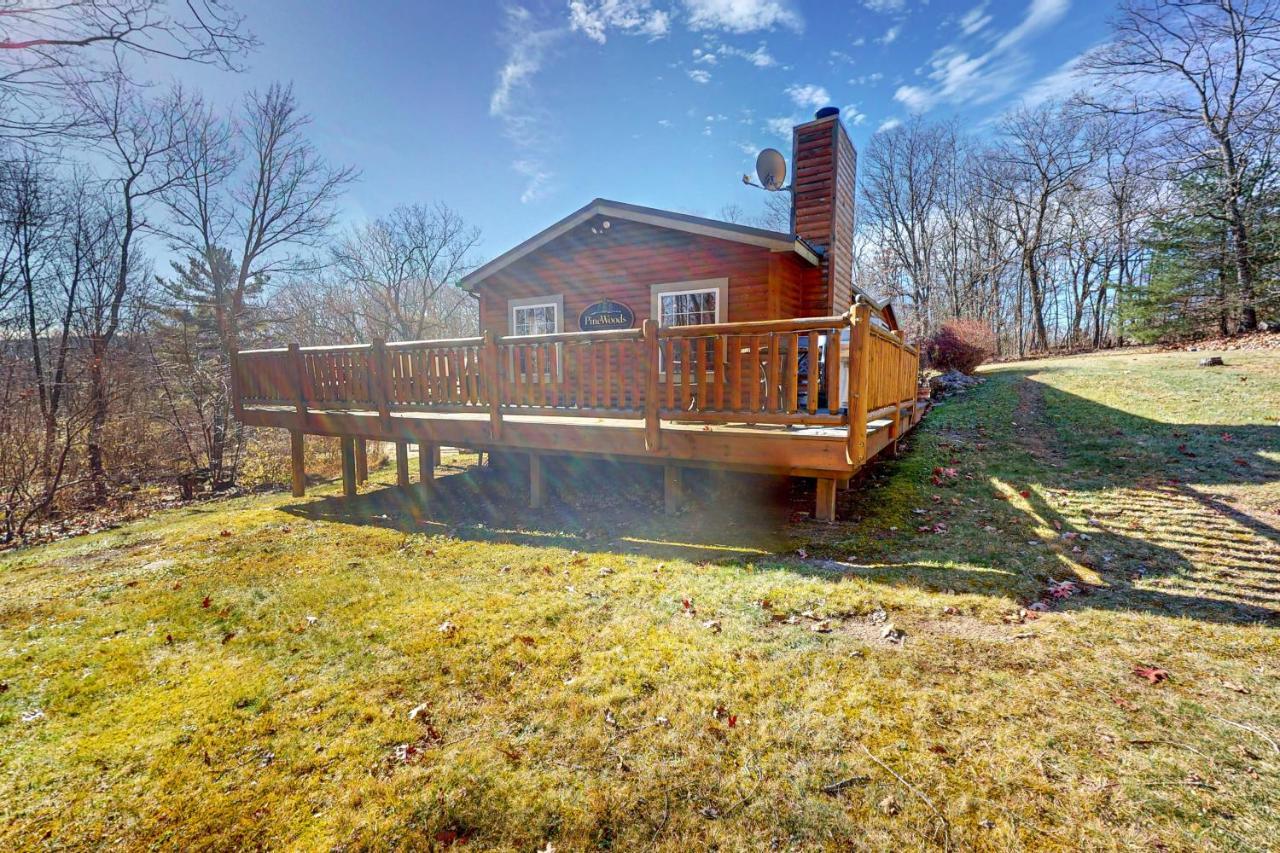 Pine Woods Cabin McHenry Exterior foto