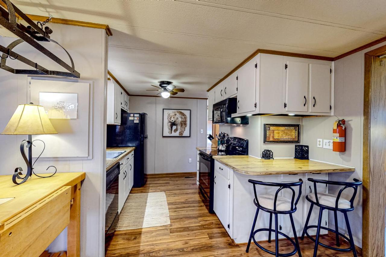 Pine Woods Cabin McHenry Exterior foto